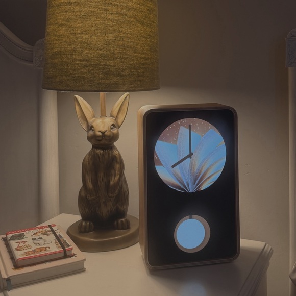 Wooden Animation Clock - Picture 8 of 8